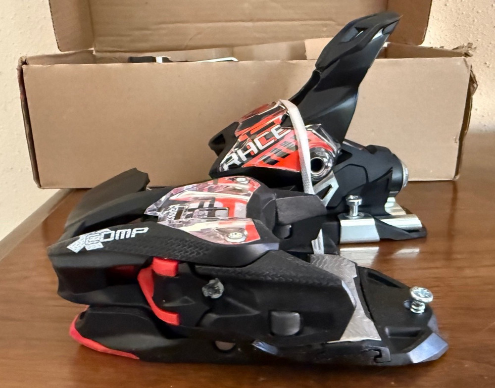 Marker XComp 12 Black/Flo Red Ski Bindings 2021 6820U1MS