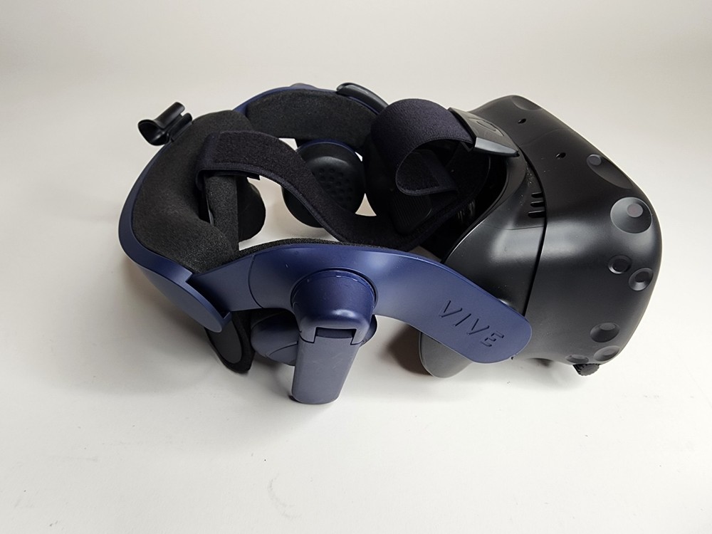 HTC Vive Pro 2 PC VR Headset HMD Only *Read Description*