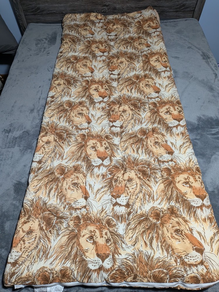 Sleeping Bag 76"×32" Lion Pattern Clean