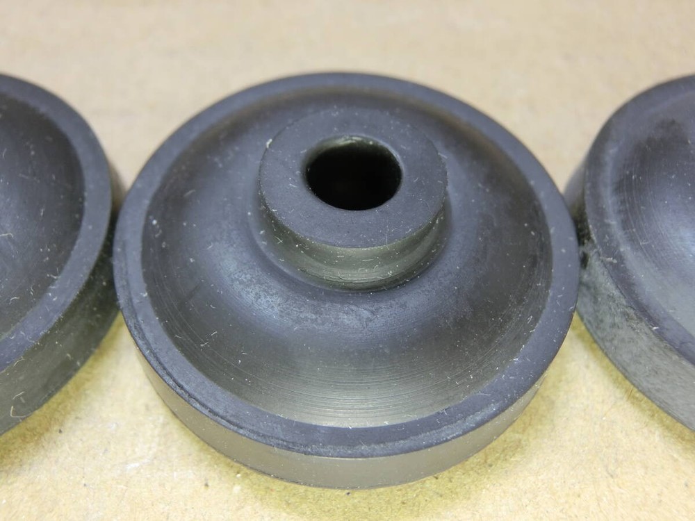 DENON DP-31F Included Insulators - Operation Unconfirmed - Junk Item