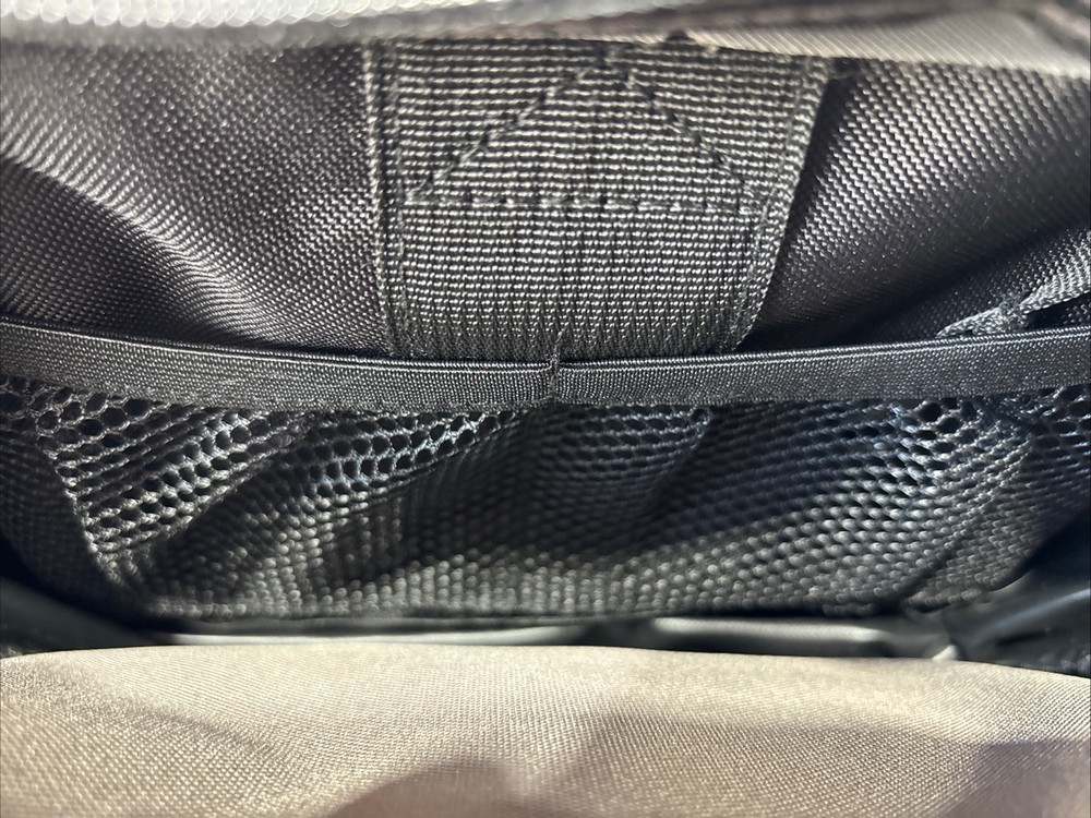 Cabalas 1800 Range Bag, Gray/Black * New W/ Tags*