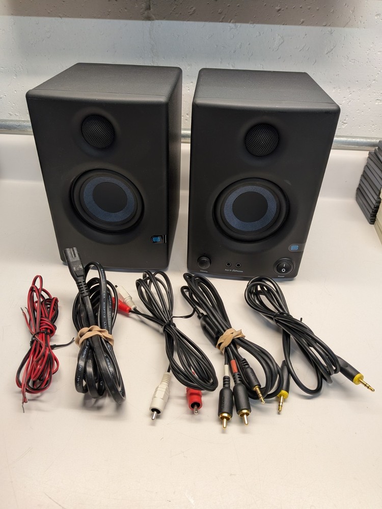 PreSonus Eris E3.5  Reference Near Field Monitors w/ Bluetooth Aux Balanced Ins
