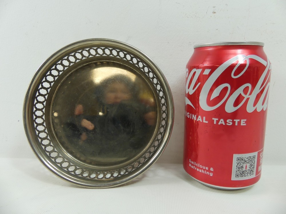 (RefJOH7) Silver plated bottle coaster with plain inner, approx 12.5cm diameter