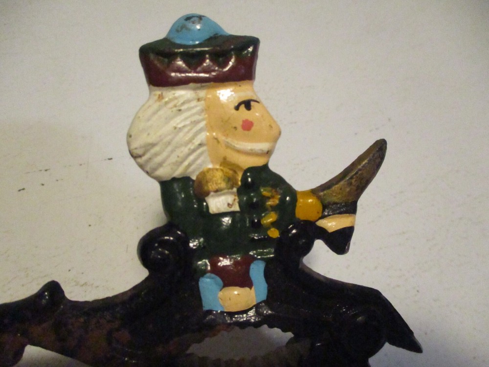 Vintage Minuteman Nut Cracker Pecans Walnuts