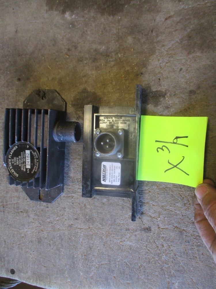 2 Solid State Flashers, Military, 1 is NOS, 1 is Used, 12v, FMTV??