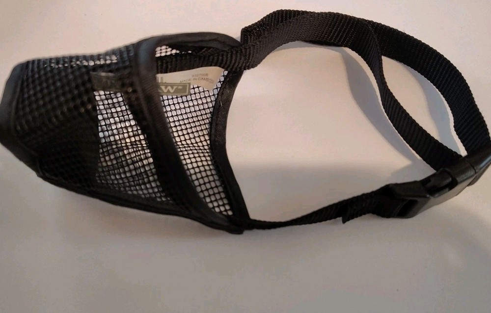 Top-Paw Adjustable Mesh Muzzle Black Medium Dogs/Puppies 24-48 Lbs.