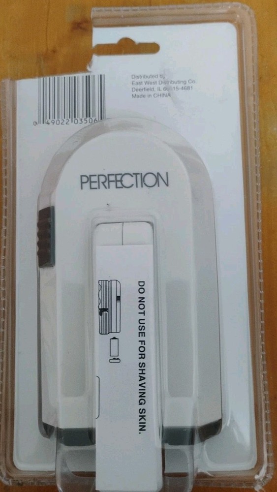 Perfection Large Fabric Shaver -(adjustable fabric protector)
