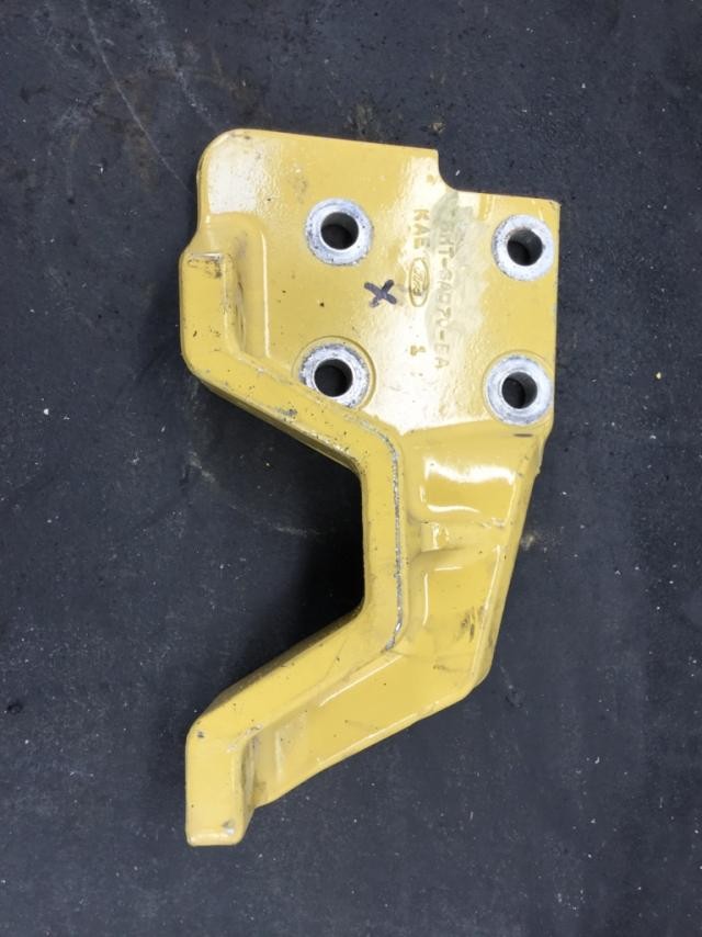 CAT 3176 Right/Passenger Engine Mount - Used | P/N F6HT6090EA