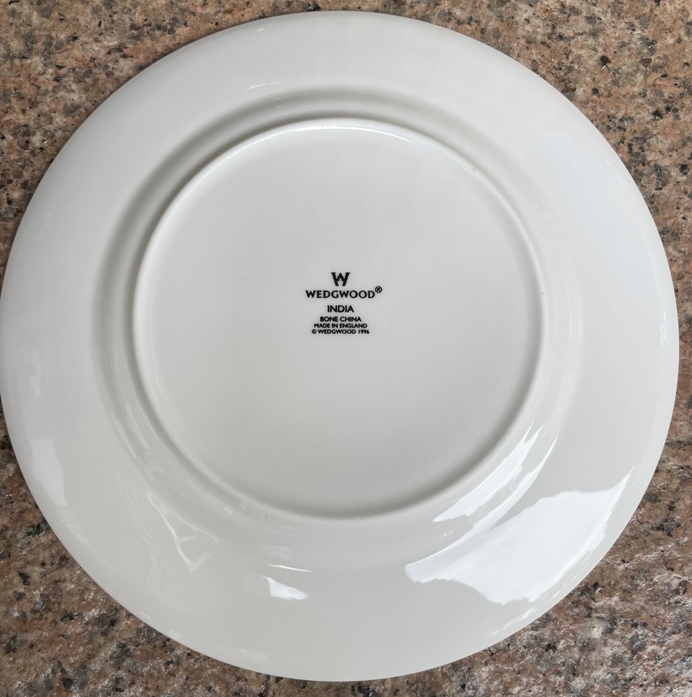WEDGWOOD INDIA SALAD PLATE MINT