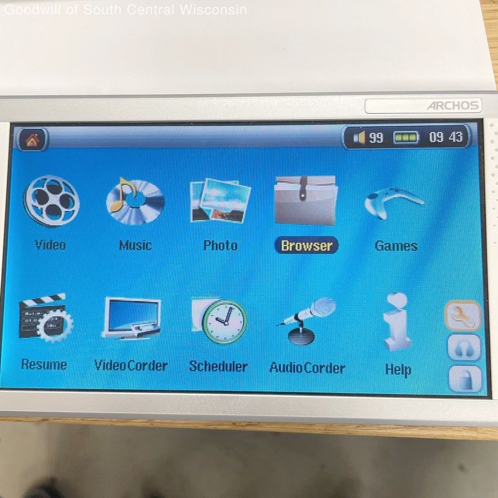 Archos AV700 Mobile Digital Video Recorder