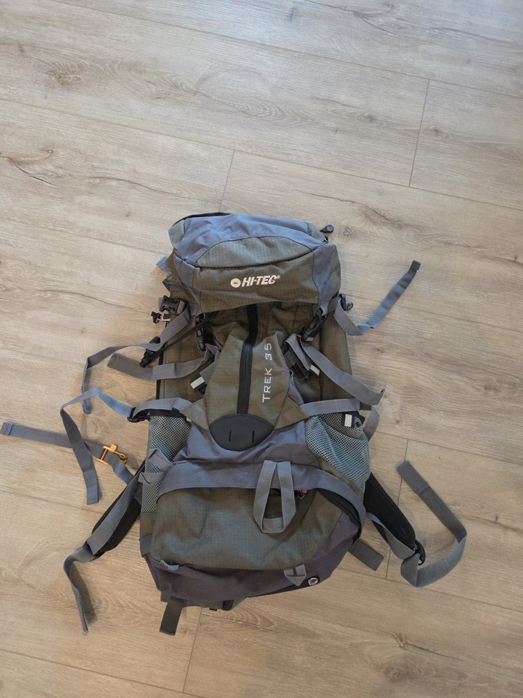 Backpacking Backpack: Hi - Tec, Trek 35