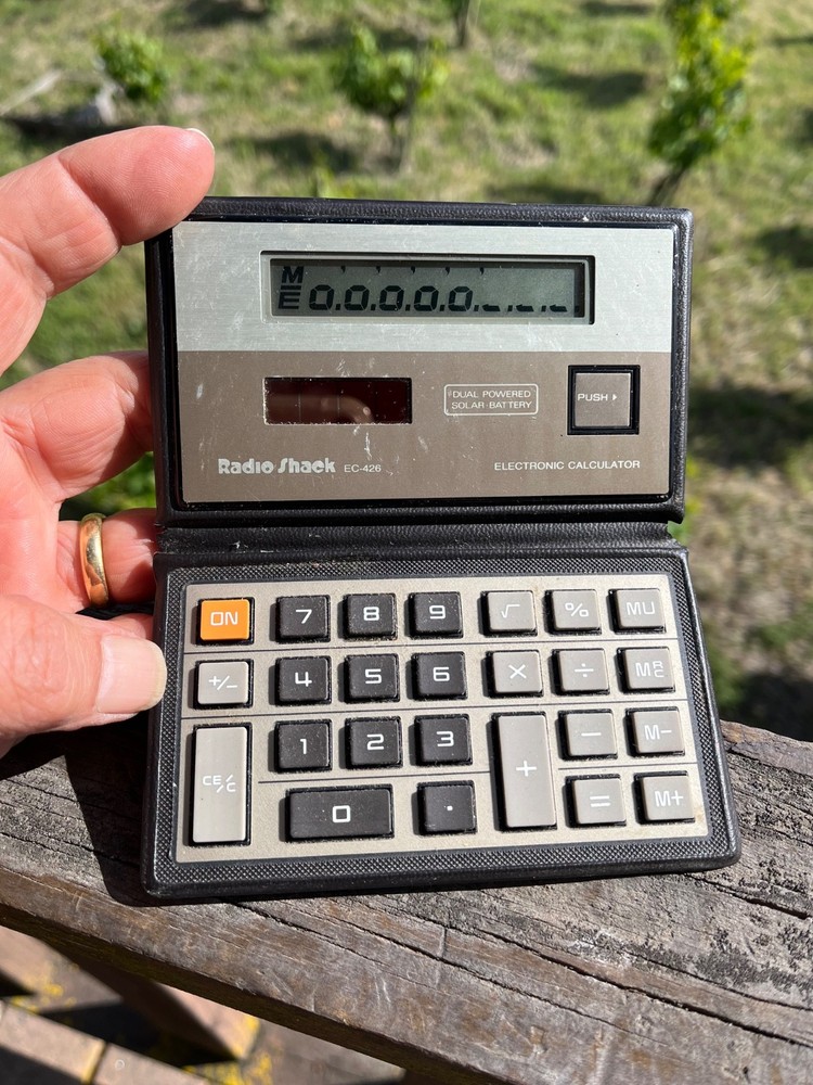 Radio Shack EC-426 Solar Calculator Works