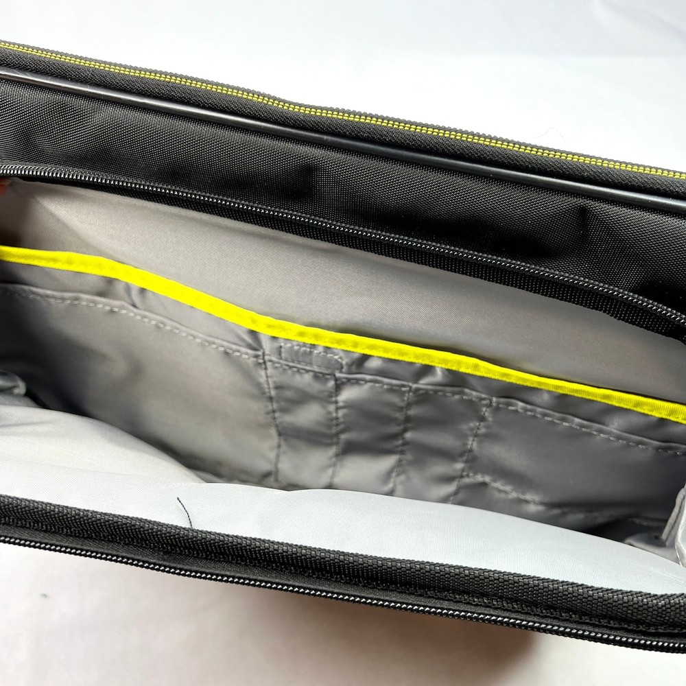 Targus Black Dome Shock Laptop Case
