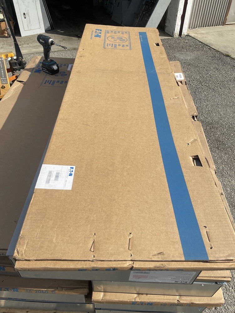 1-400 AMP 480V MAIN LUG PANELBOARD 42 SPACE 3PHASE 4WIRE COMPLETE PANEL