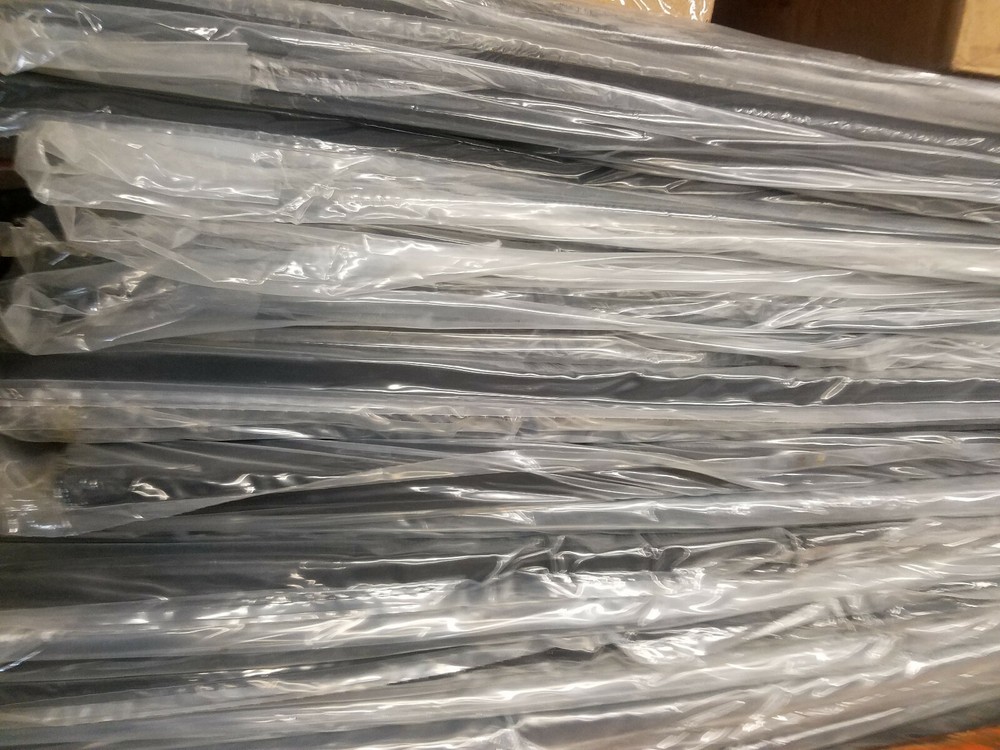 Solid Rubber Sheet Cut 9" x 3" x .75"