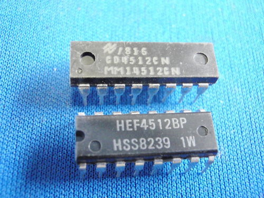 2x IC MODULE MOS 4512 = HCF4512BP 14150-110