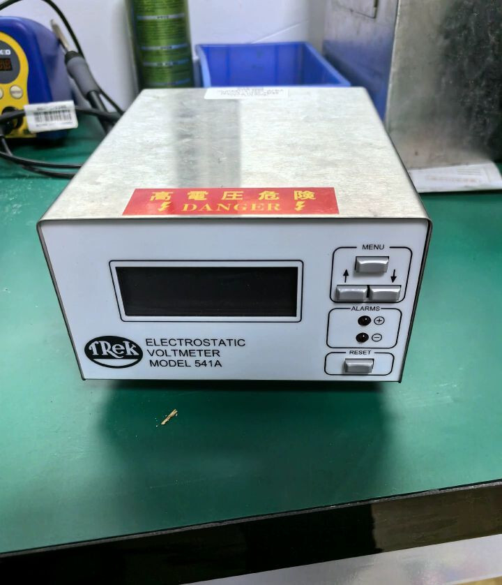 TRek Electrostatic VOLTMETER MODEL 541A#HL