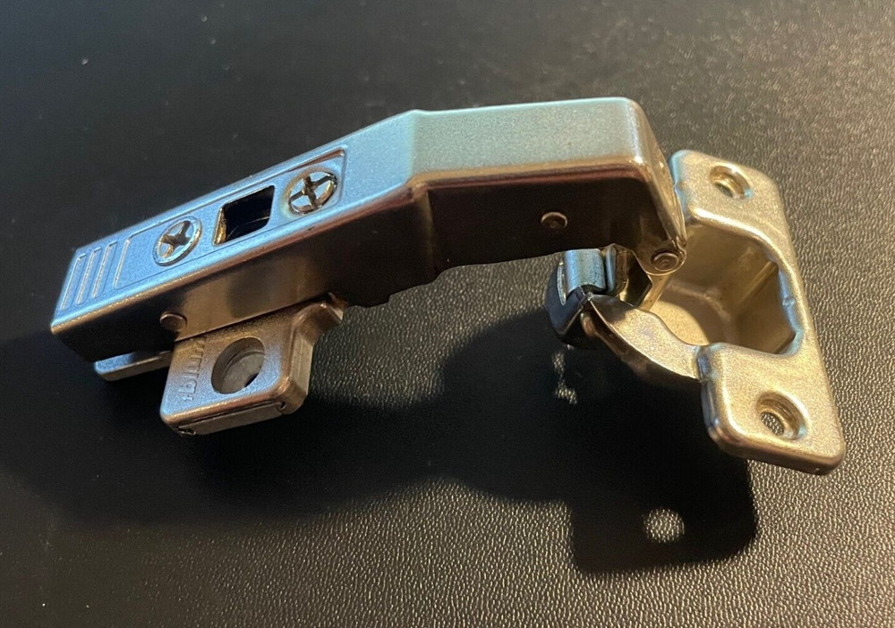 BLUM 70.955 with 710 base plate AUSTRIA