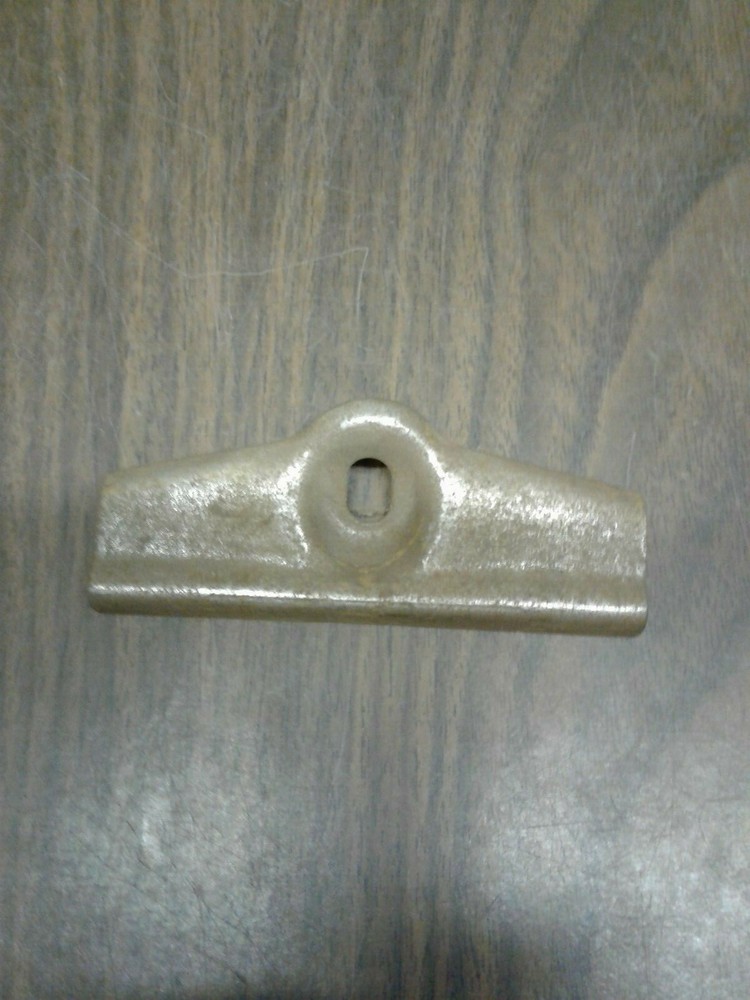 GM BATTERY HOLD DOWN