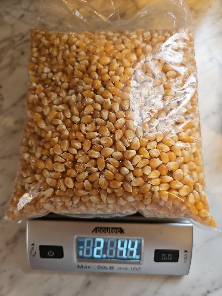 Corn Popcorn Kernels 2 lb. 5 oz. Yellow Original and Crunchy Nuts Ceylon