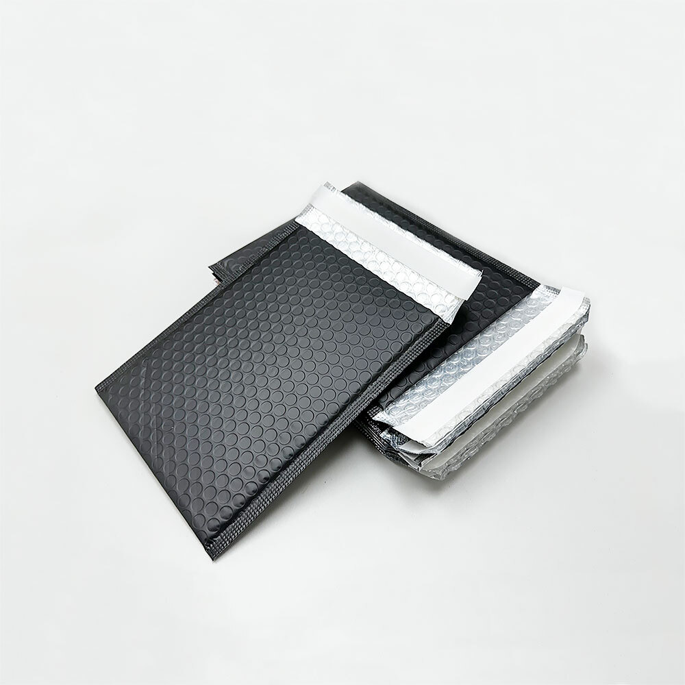 Metallic Hard Shell Extra Air Black Matt Poly Bubble Padded Mailers Strong