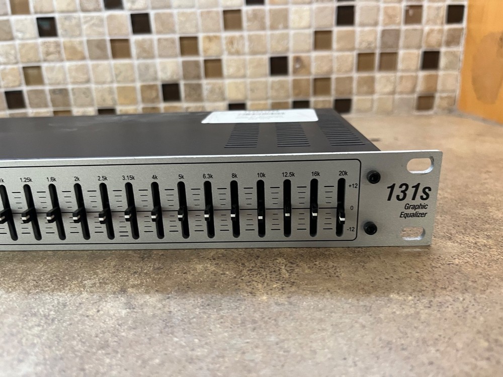 dbx 131s Single Channel 31-Band Graphic Equalizer