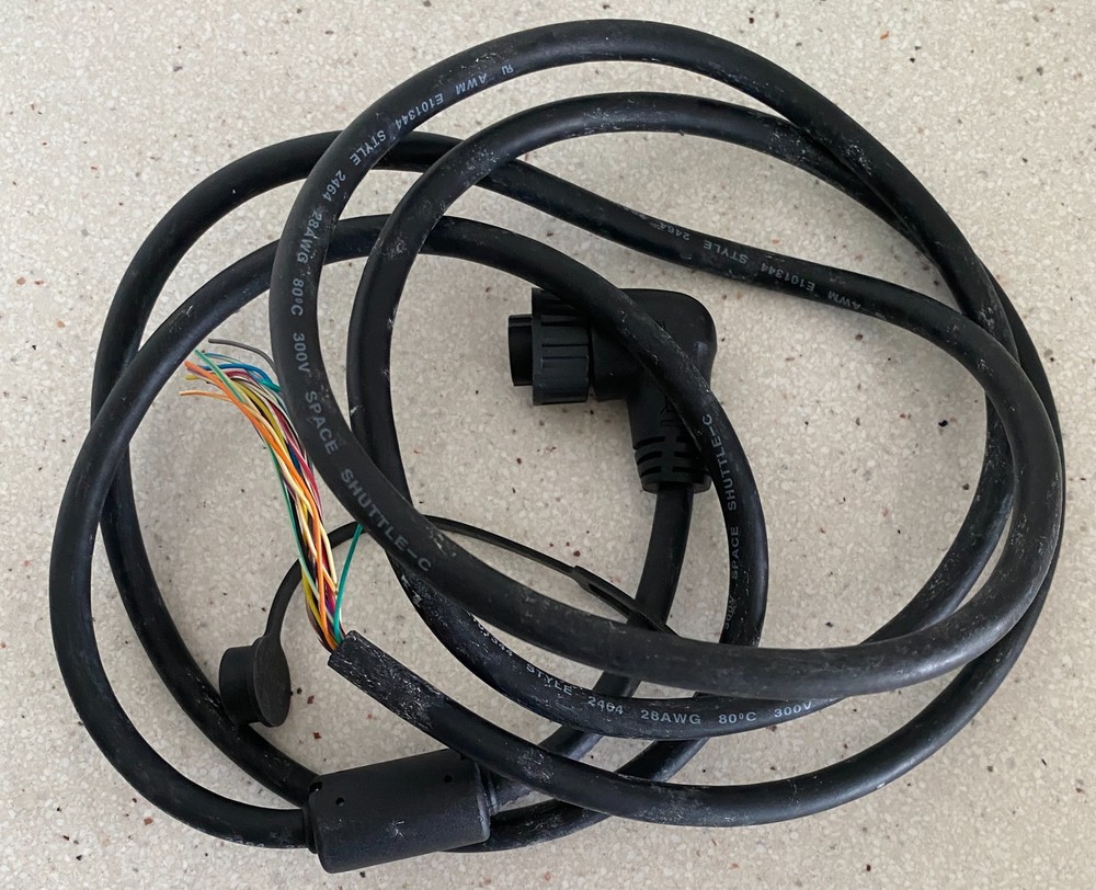 Garmin 19 Pin Right Angle Threaded Collar Cable
