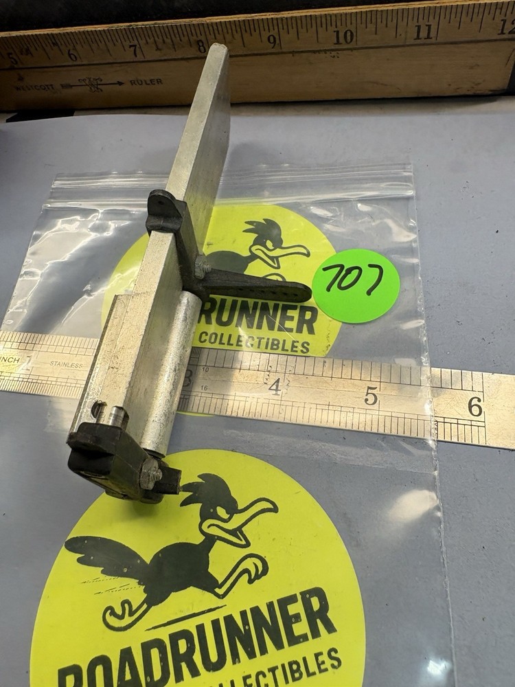 RC BOAT RUDDER PART USED