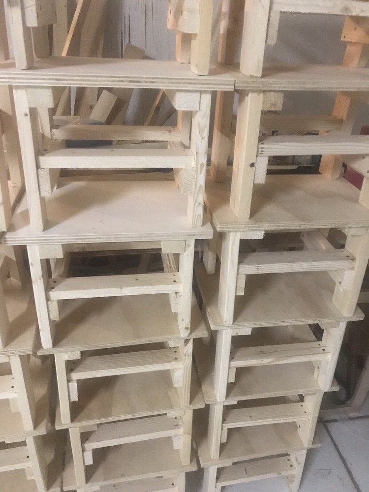 Sgabello in legno Artigianale