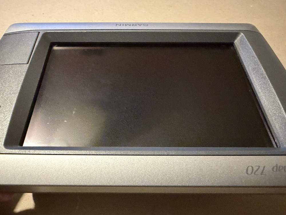 Garmin GPSMAP 720 (Head Unit/Cover/Knobs) Chartplotter Radar
