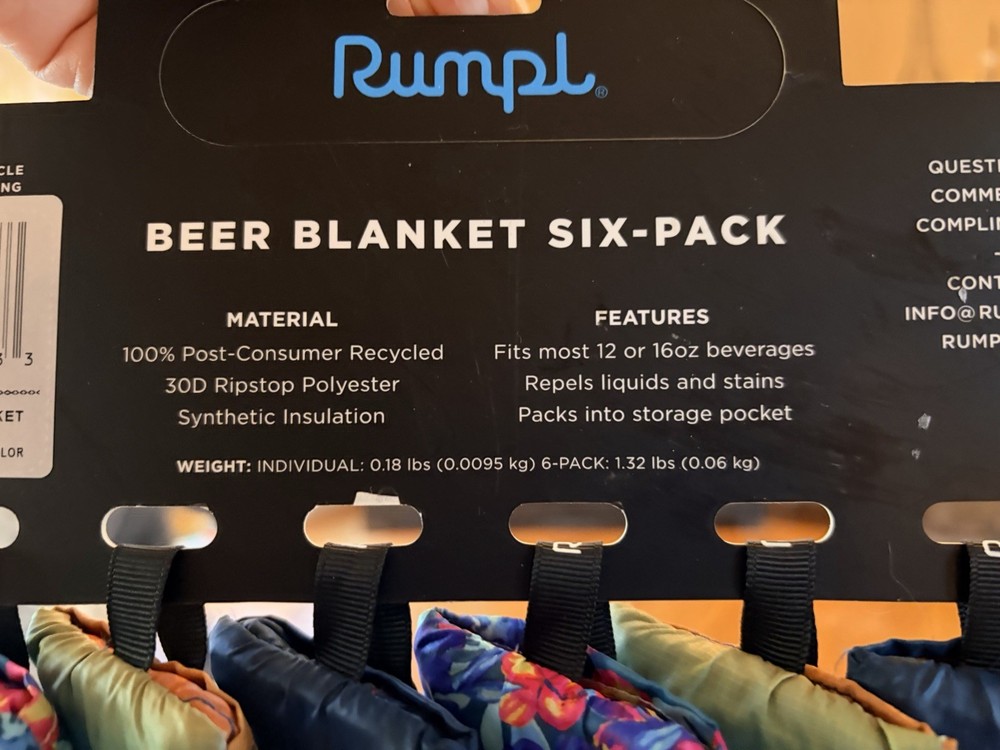 Rumpl Beer blanket / Bevy Sack Six Pack