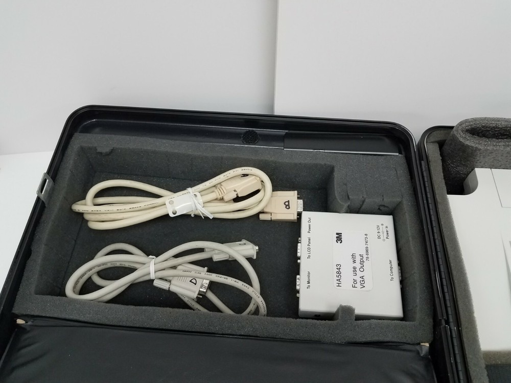 3M Vintage 4180 LCD Projection Panel Set Case Remote Manual & Cords