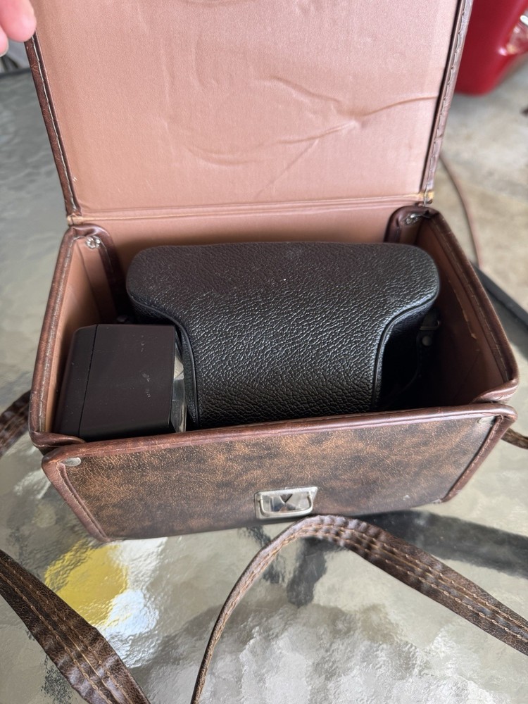 Vtg Yashica MG-1 45mm with protective box, Flash