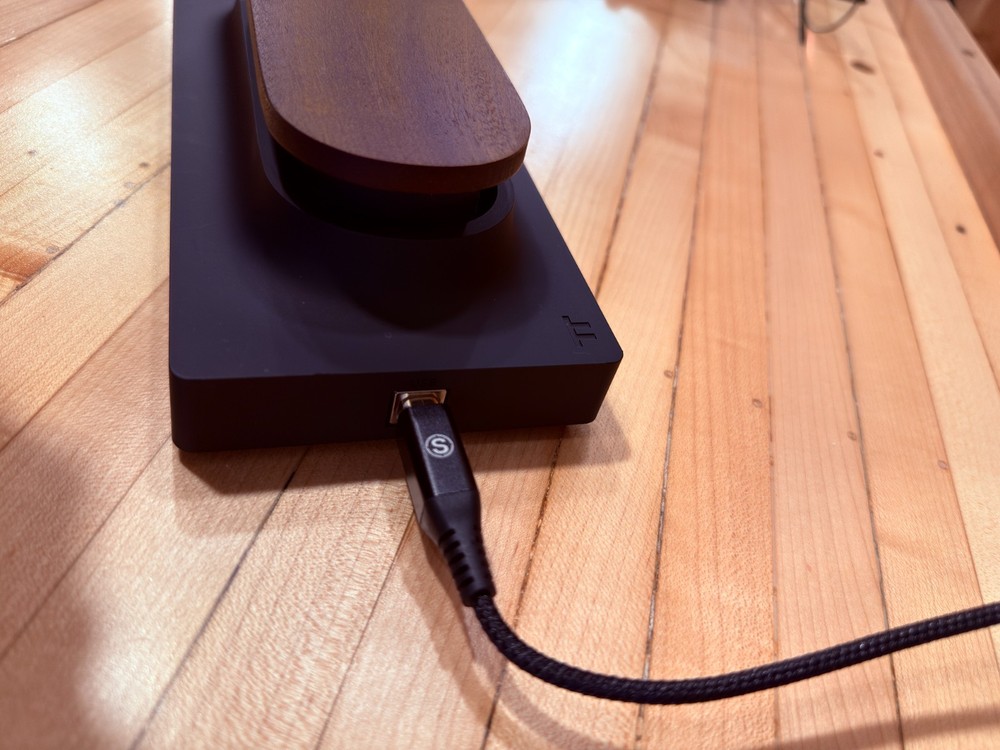 Expressive E Touché SE USB MIDI Instrument Controller tinted mahogany plate