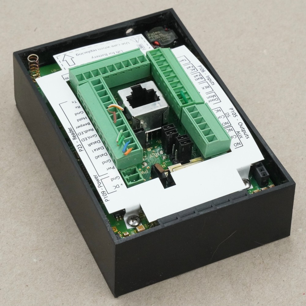 HID 82000BKE EdgePlus E400 Access Control Controller