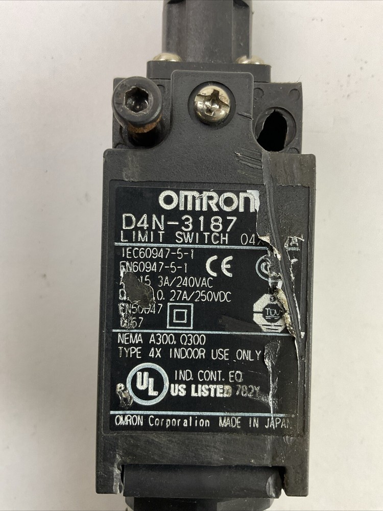 OMRON D4N-3187 LIMIT SWITCH