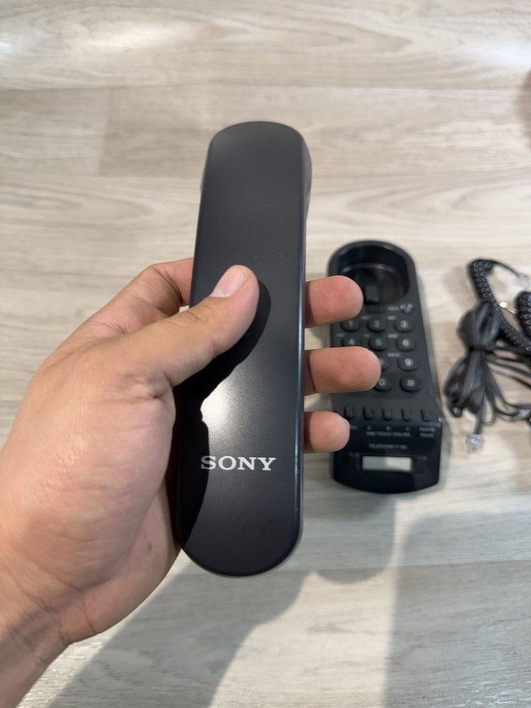 Sony (Vintage) IT-B5 Forest Green Push Button Phone