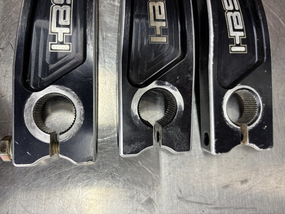 Hyper Racing RF Torsion Arm Offset 7/8” X 11-1/2”
