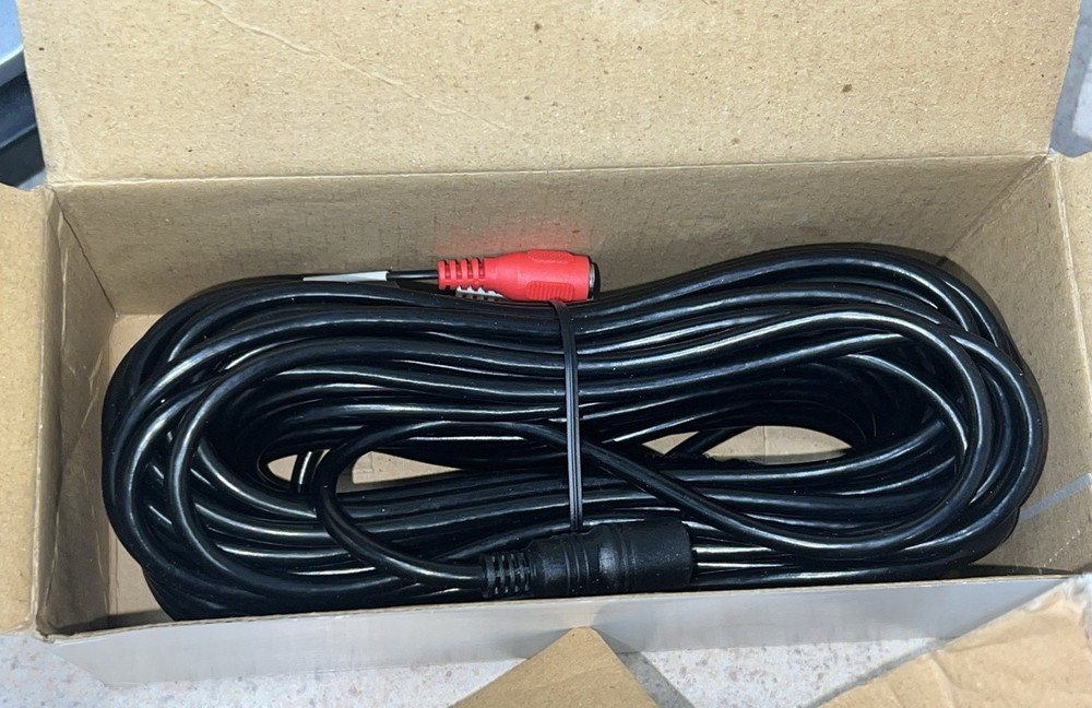Radio Shack Black And White Wireless Surveillance System