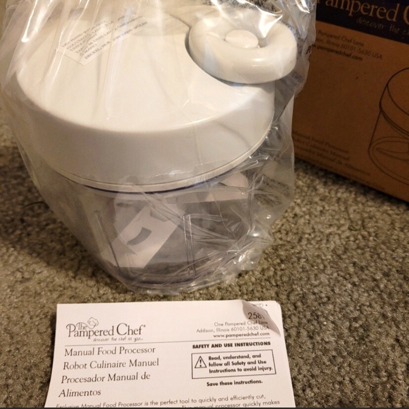 Pampered Chef Manual Food Processor #2581 