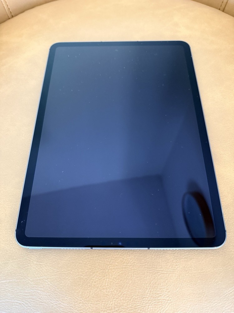 Apple iPad Pro Tablet Gray Built-In Rear Camera