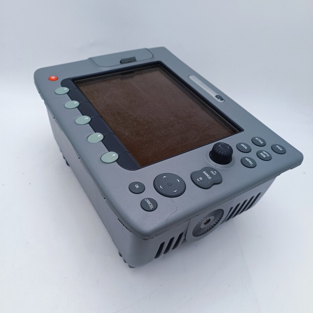Raymarine E80 E02011 MFD Chartplotter Fishfinder Radar Sonar Classic Display
