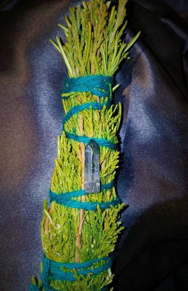 Fresh Juniper Purification & Healing Smudges, handmade & Blessed 7" + Crystal