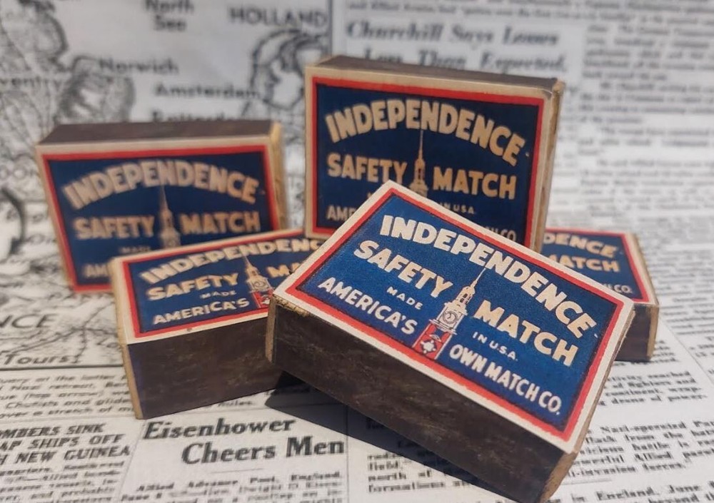 WW2 American matchbox - Independence Safety Match