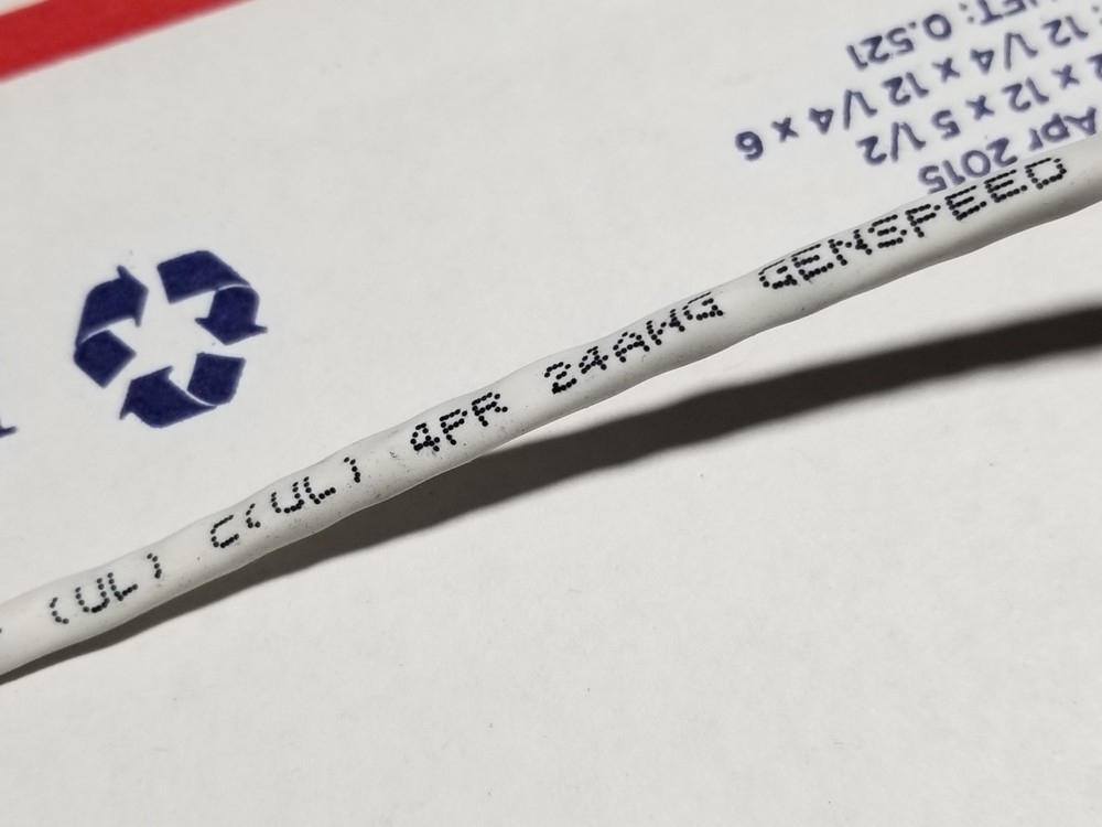 General Cable GenSPEED 5000 24/4P Cat5E UTP Plenum Network Cable CMP White/100ft