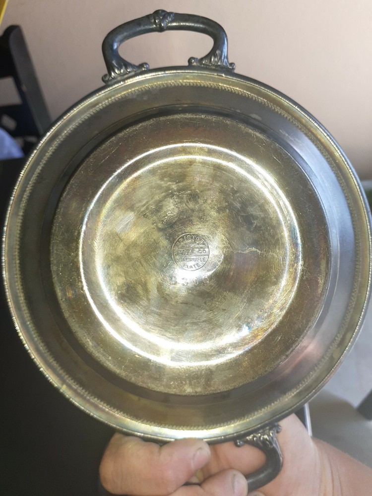 Bristol Silver Co Quadruple Plate Covered Serving Dish B300