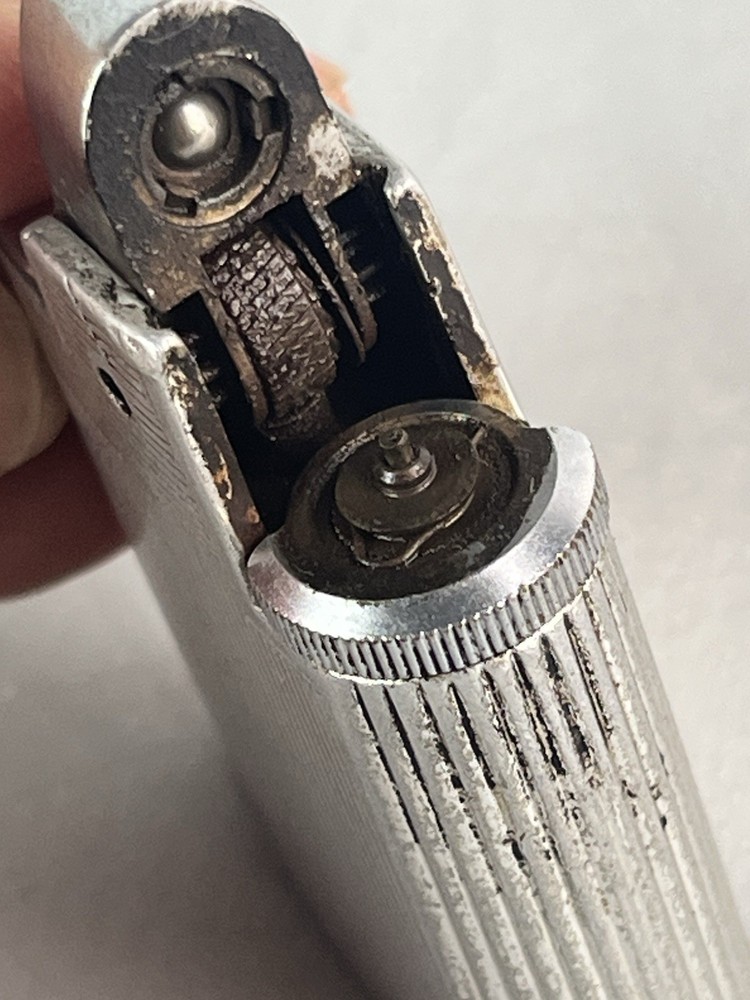 Vintage Ronson Liteguard Varaflame Silver Tone Lighter