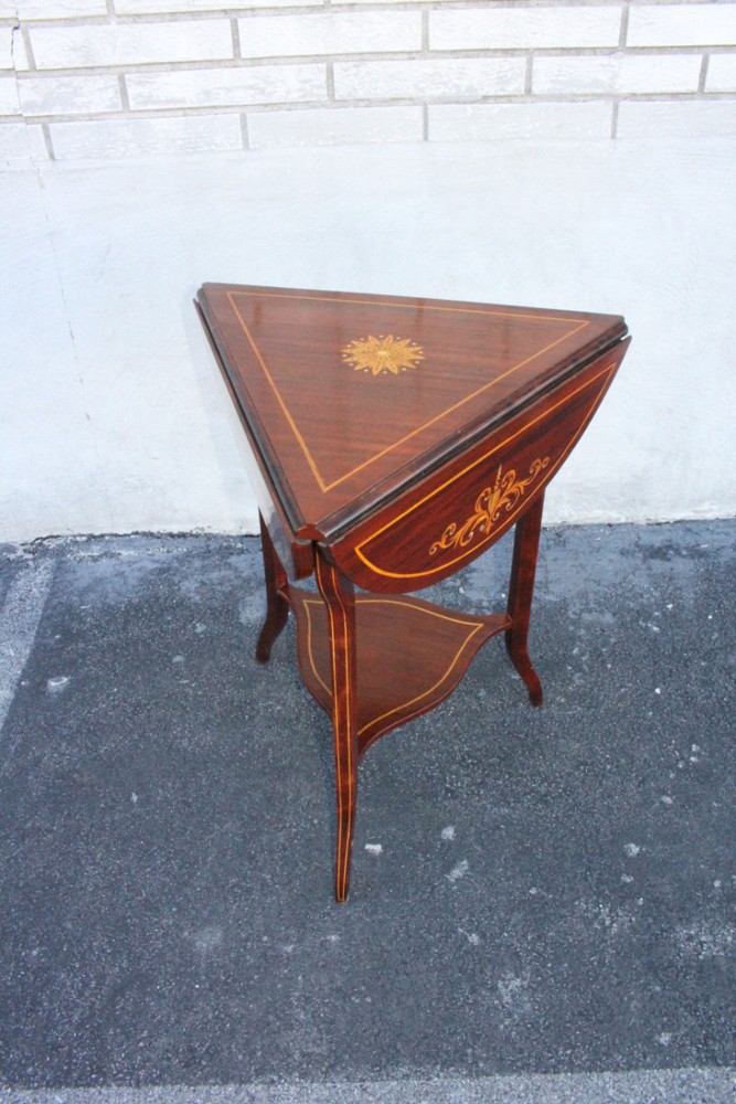 Spectacular Inlaid Triangular Drop Leaf Side End Accent Occasional Table