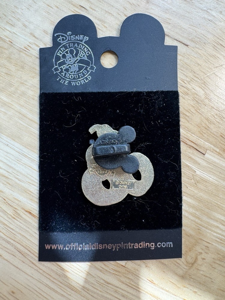 Disney Pin 08 Donald Duck