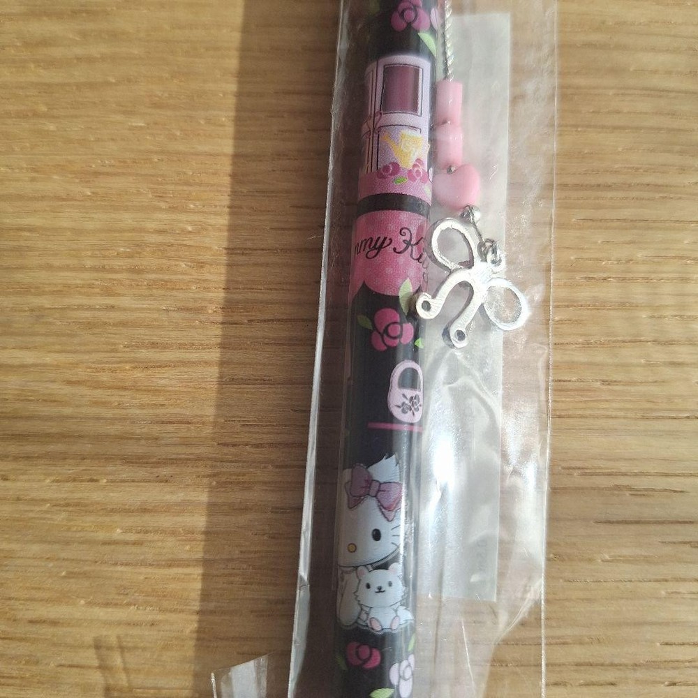 Hello Kitty mechanical pencil with charm